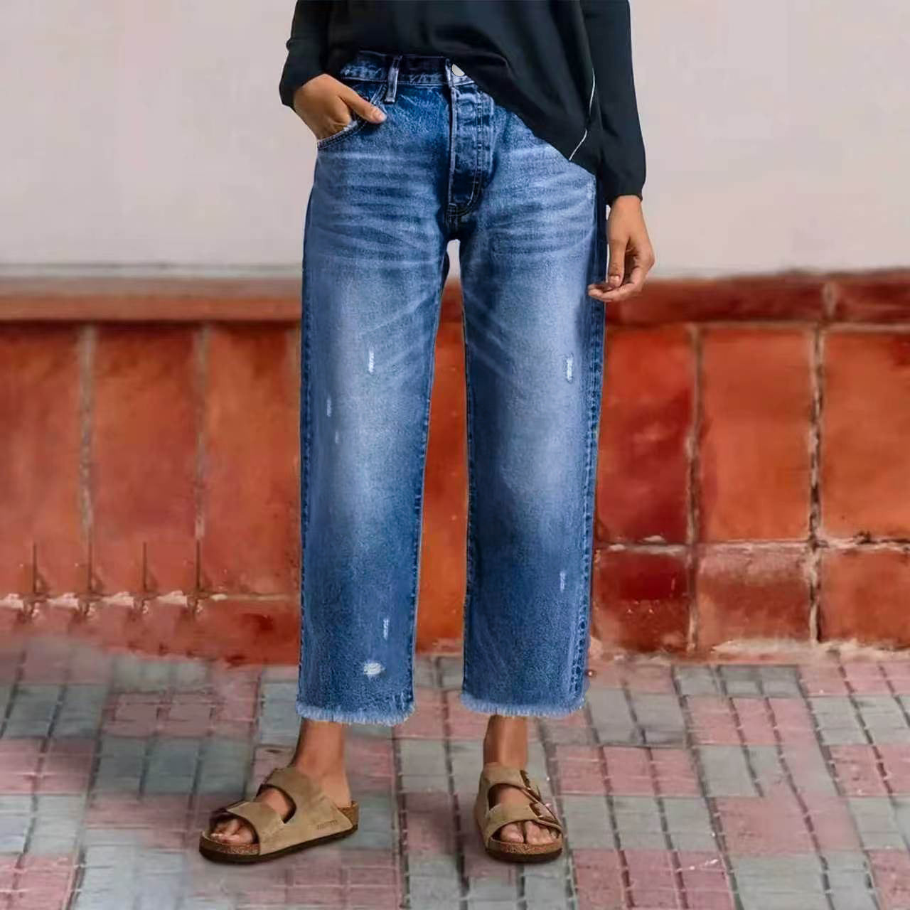Women’s Retro Cropped Straight-Leg Jeans